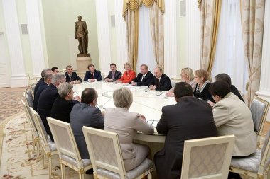 Видео встречи Президента РФ с Председателем ФНПР